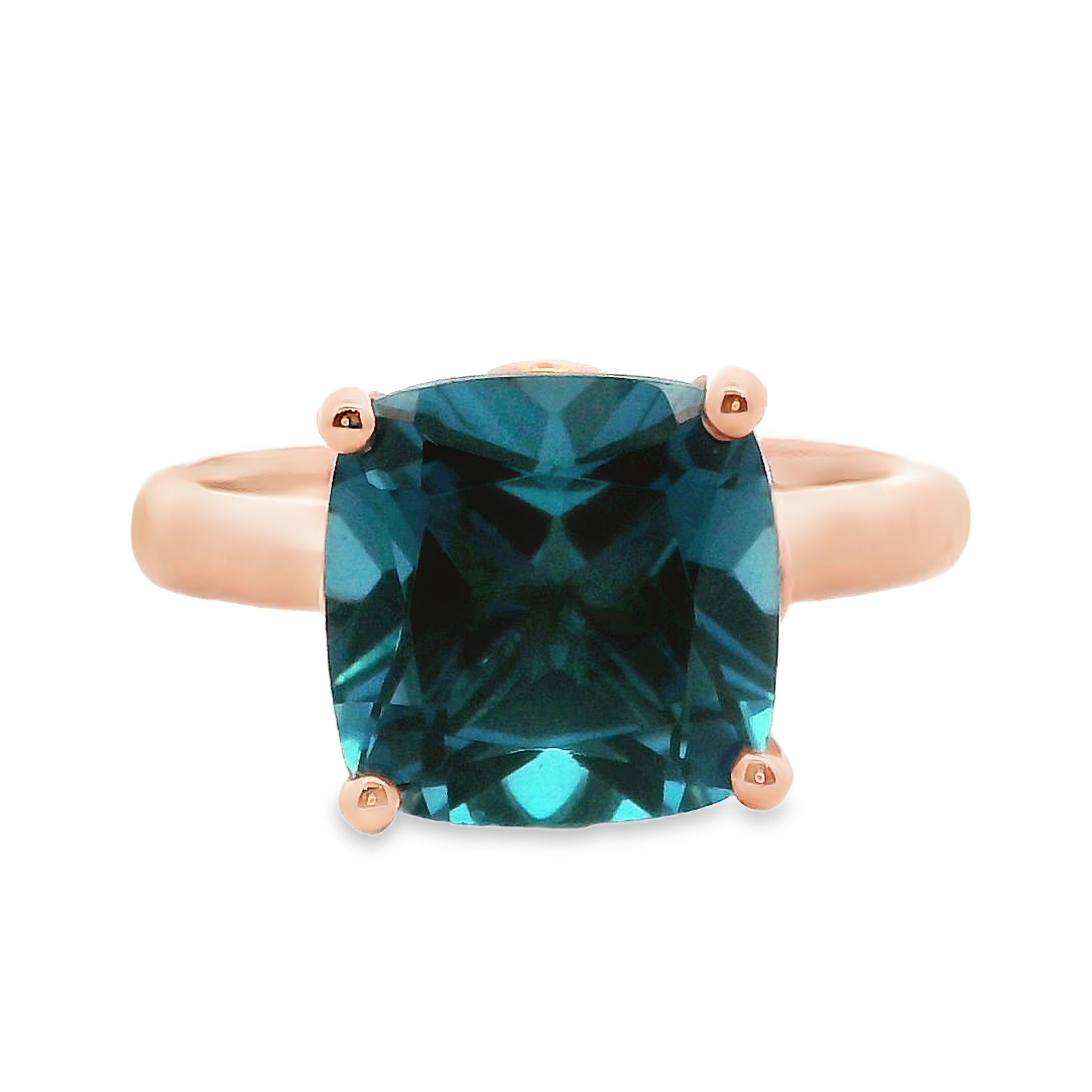 9ct Rose Gold London Blue Topaz Ring
