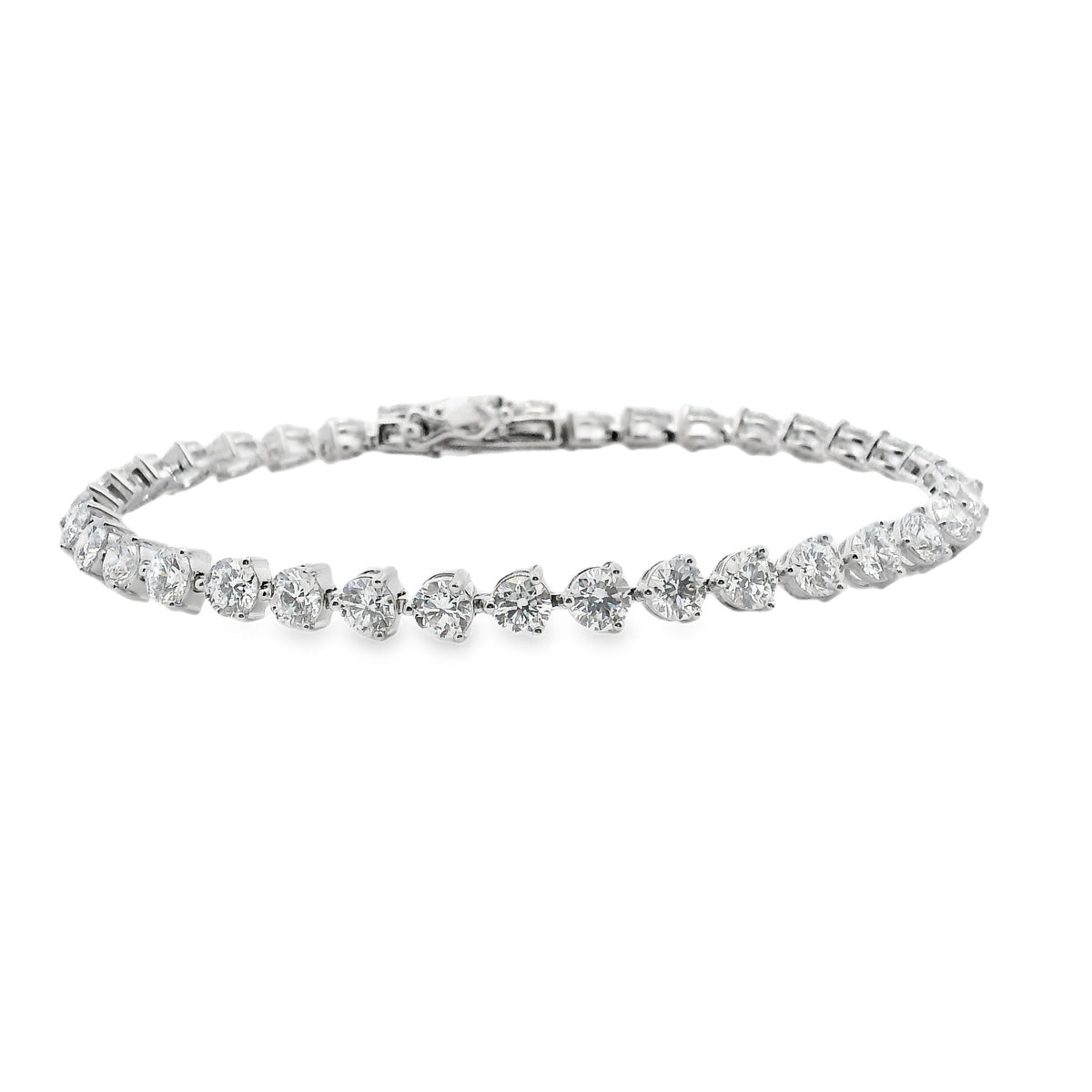 18ct White Gold Three Claw 9.00ct Lab Grown Diamond Tennis Bracelet