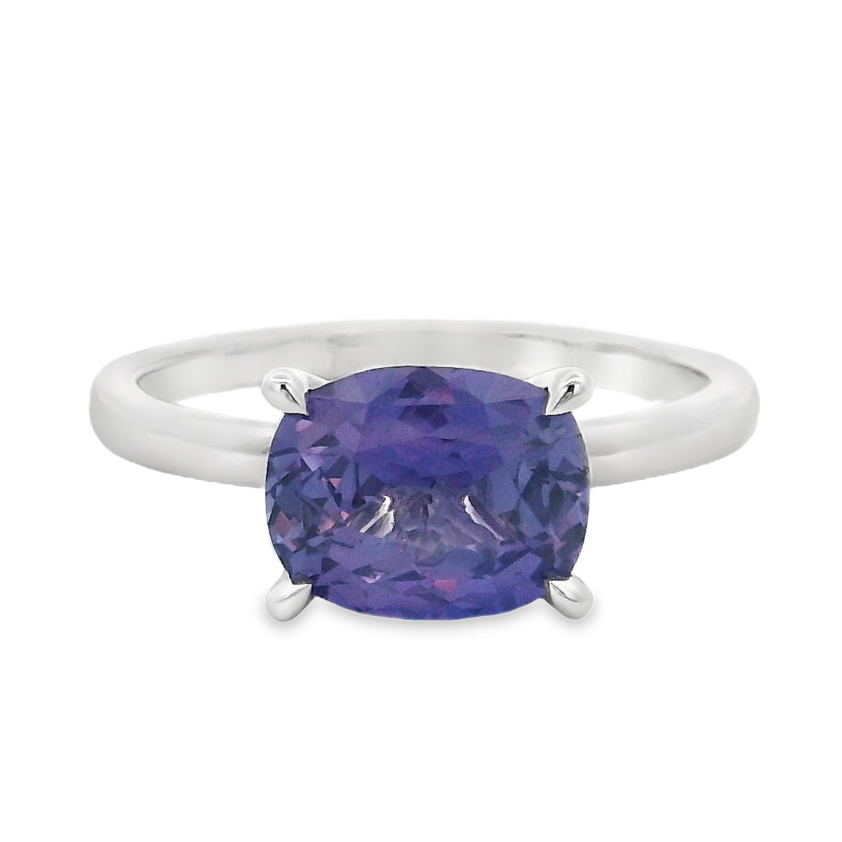 18ct White Gold Sapphire Ring