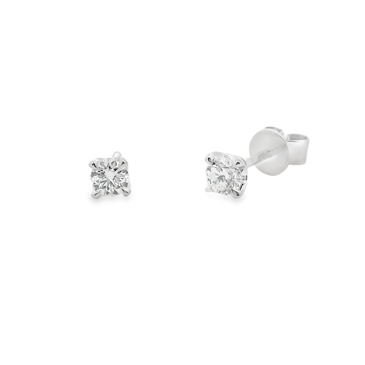 18ct White Gold 2=0.30ct Diamond Studs